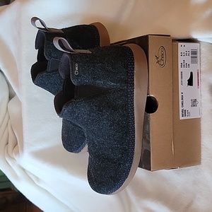 Chaco Revel Chelsea V shoe black US 8.5 NEW